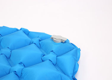 Specjalna konstrukcja TPU samonapełniająca się mata do spania, lekka nadmuchiwana poduszka kempingowa dostawca